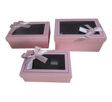 Коробка подарочная 21*14*8 Розовая с окном и с бантом
