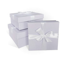 Коробка подарочная 170*170*70 с бантом лавандовый матовый